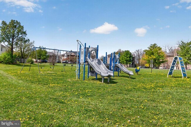 Building Photo - 102 Timberlake Terrace