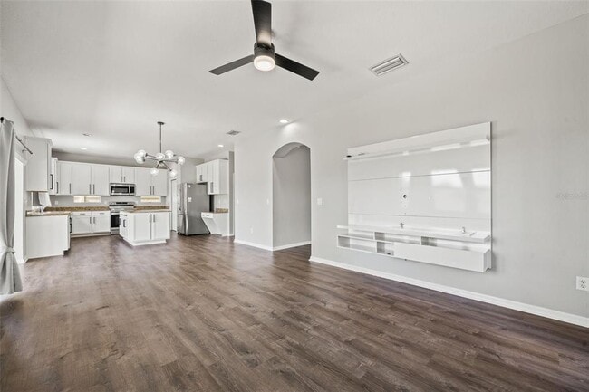 Building Photo - 10909 Observatory Way