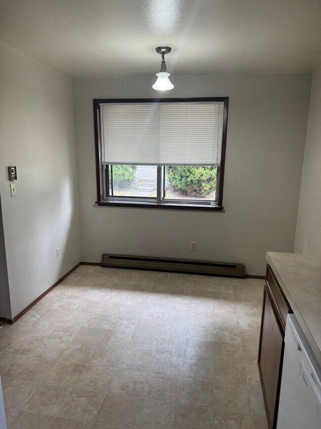 Building Photo - Cute 1 Bed 1 Bath Home in Puyallup