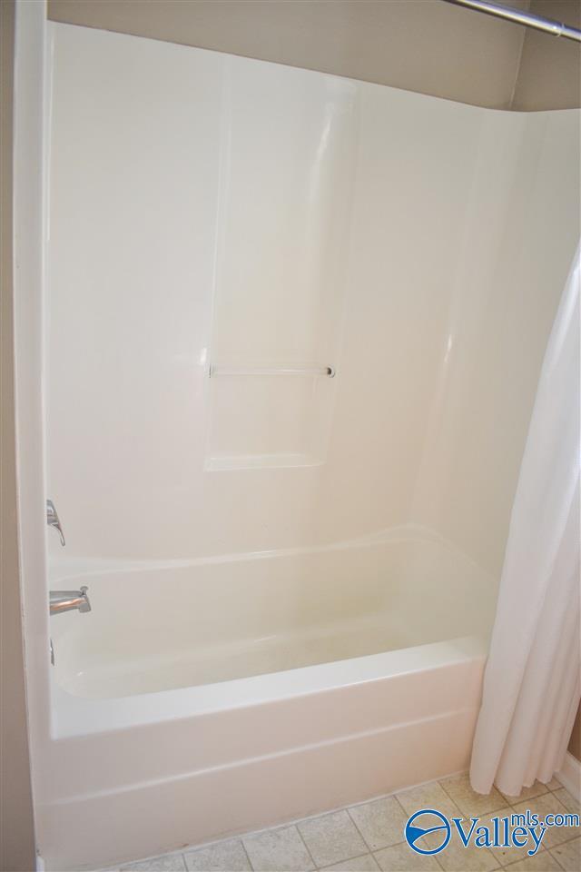 Building Photo - 120 Grey Fawn Trail