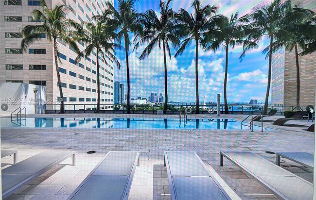 Building Photo - 335 S Biscayne Blvd