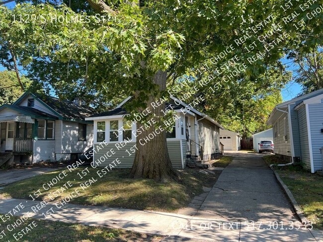 Primary Photo - 1129 S Holmes St