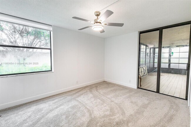 Building Photo - 3490 N Key Dr