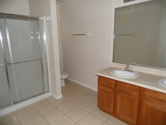 Building Photo - 4005 Pemberly Pines Cir