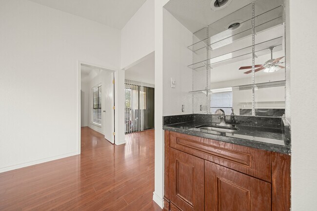 Building Photo - 8100 Cambridge St