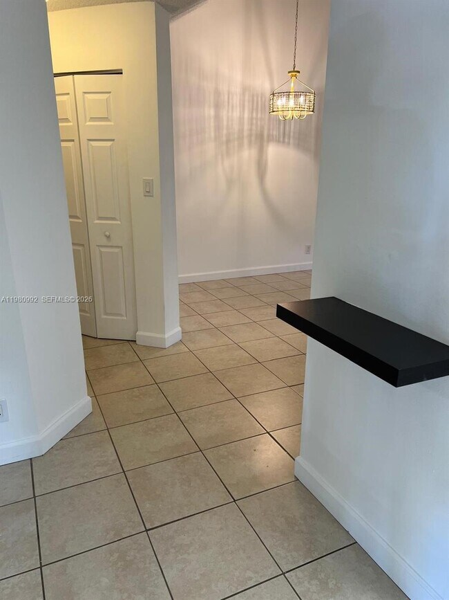 Building Photo - 13922 SW 91st Terrace