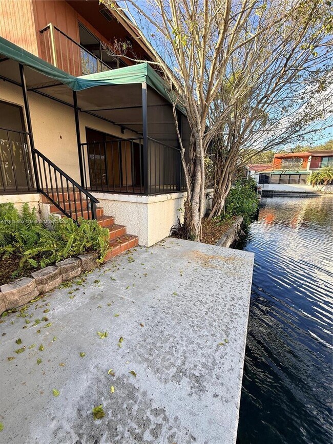 Building Photo - 15315 Loch Isle Dr W