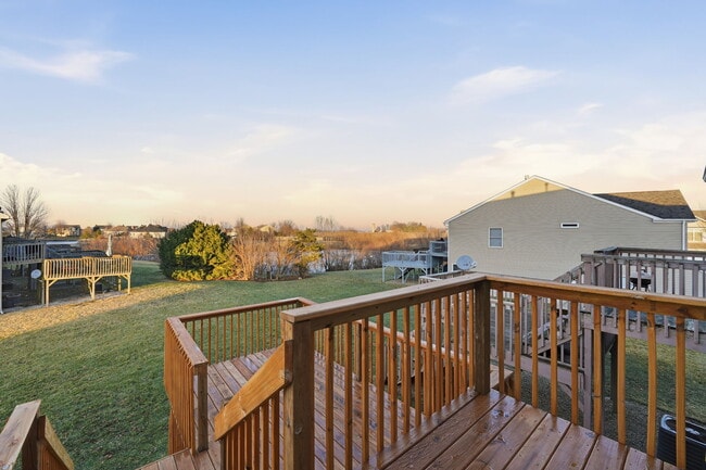 Building Photo - 1275 Penny Ln