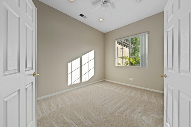 Building Photo - 79862 Amora Dr