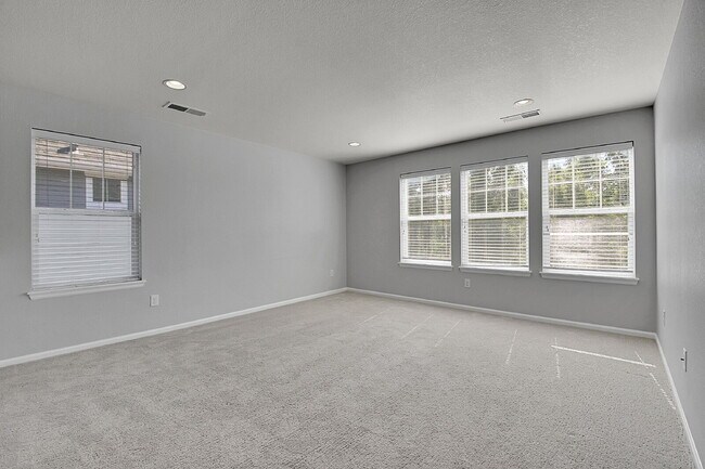 Building Photo - $3,300 - 3 Bed, 2.5 Bath Home in Westminst...