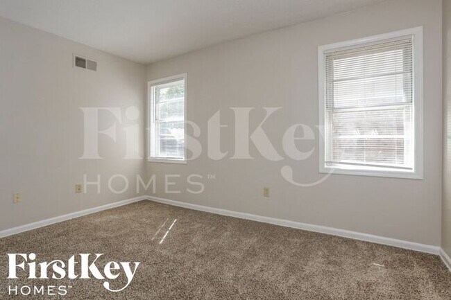 Building Photo - 6156 Lacewood Cove