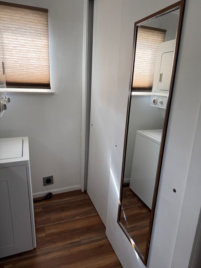 Building Photo - Charming 1 bedroom, 1 bathroom home available in Belgrade!