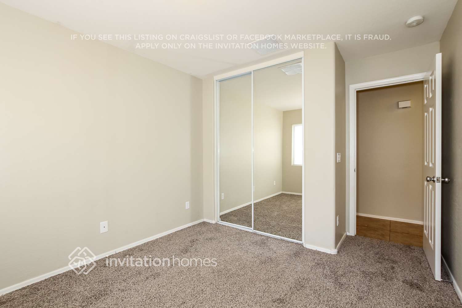 Building Photo - 9049 N 115th Dr