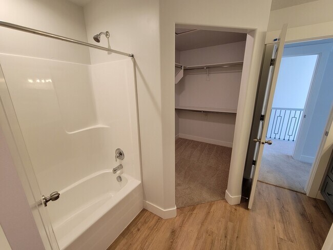 Building Photo - 1455 N 3860 W