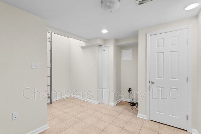 Building Photo - 533 Florida Ave NW