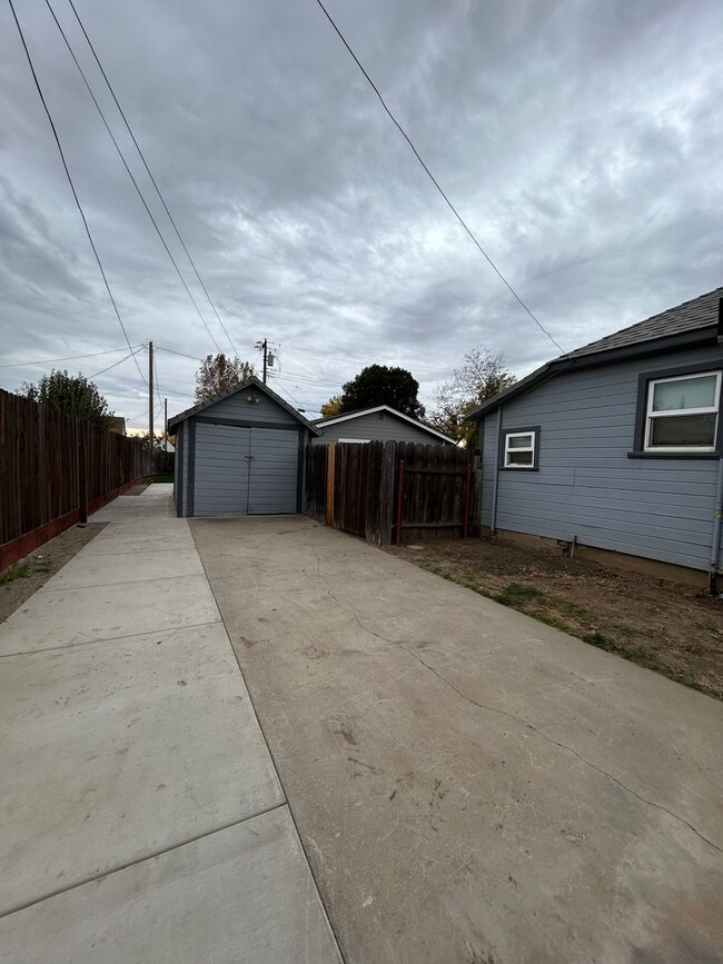 Building Photo - Newly Built 3 Bed/2 Bath Home