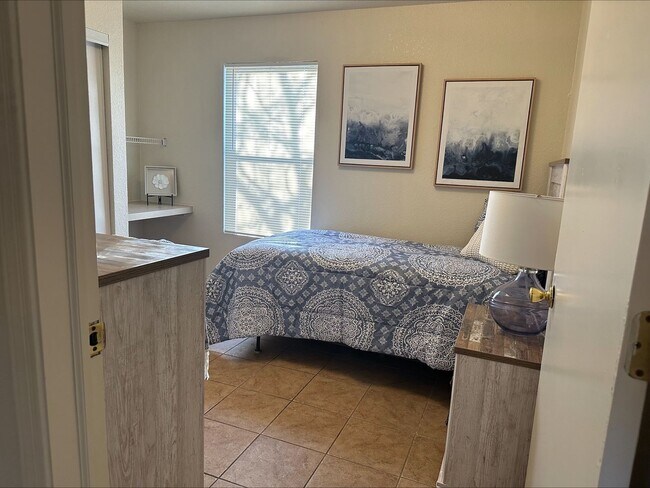 Interior Photo - Aggie Oasis
