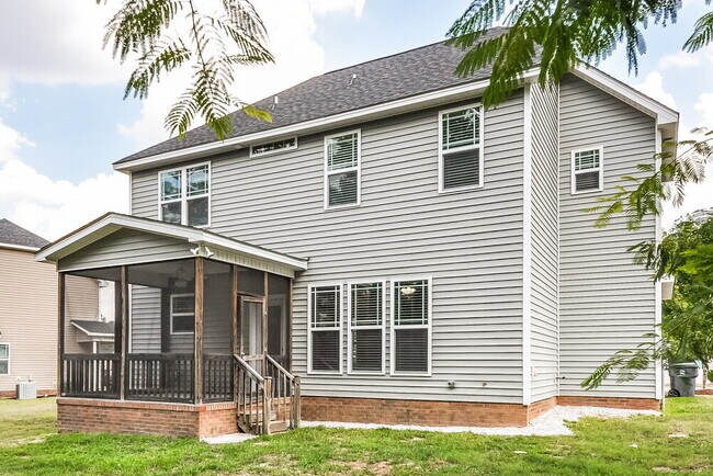 Building Photo - 35 Wood Green Dr