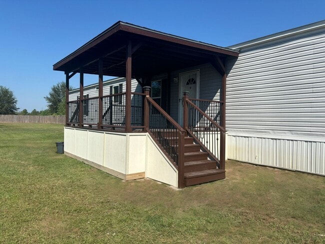Building Photo - 415 County Rd 3560
