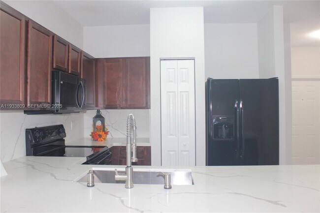 Building Photo - 3558 NW 29th Ct