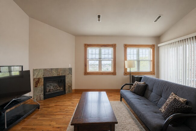 Building Photo - 501 N 20th St