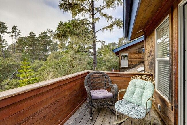 Building Photo - 2760 Trenton Ave