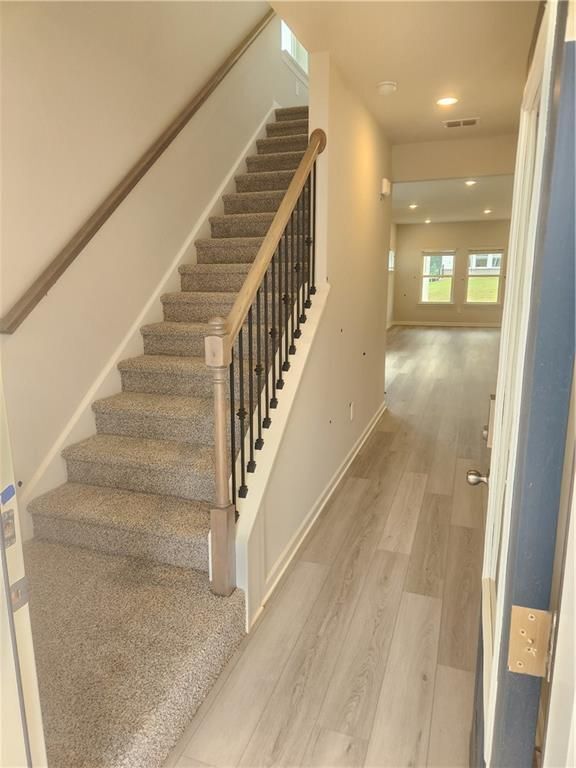Building Photo - 2576 Double Oak Trl