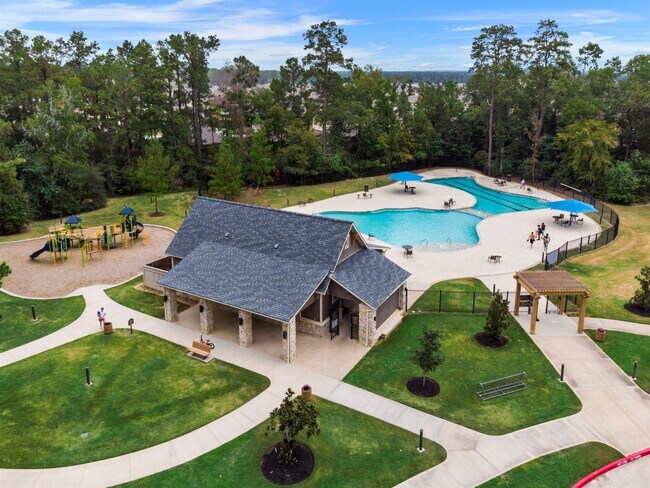 Building Photo - 13305 Big Sky Ct