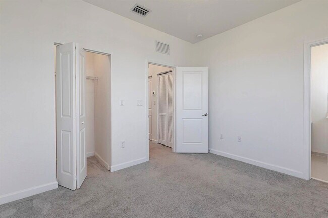 Building Photo - 13304 SW 286th Ter