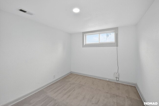 Building Photo - 4325 S Cherokee St