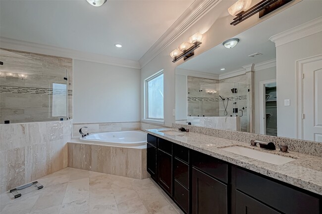 Building Photo - 5226 Kiam St