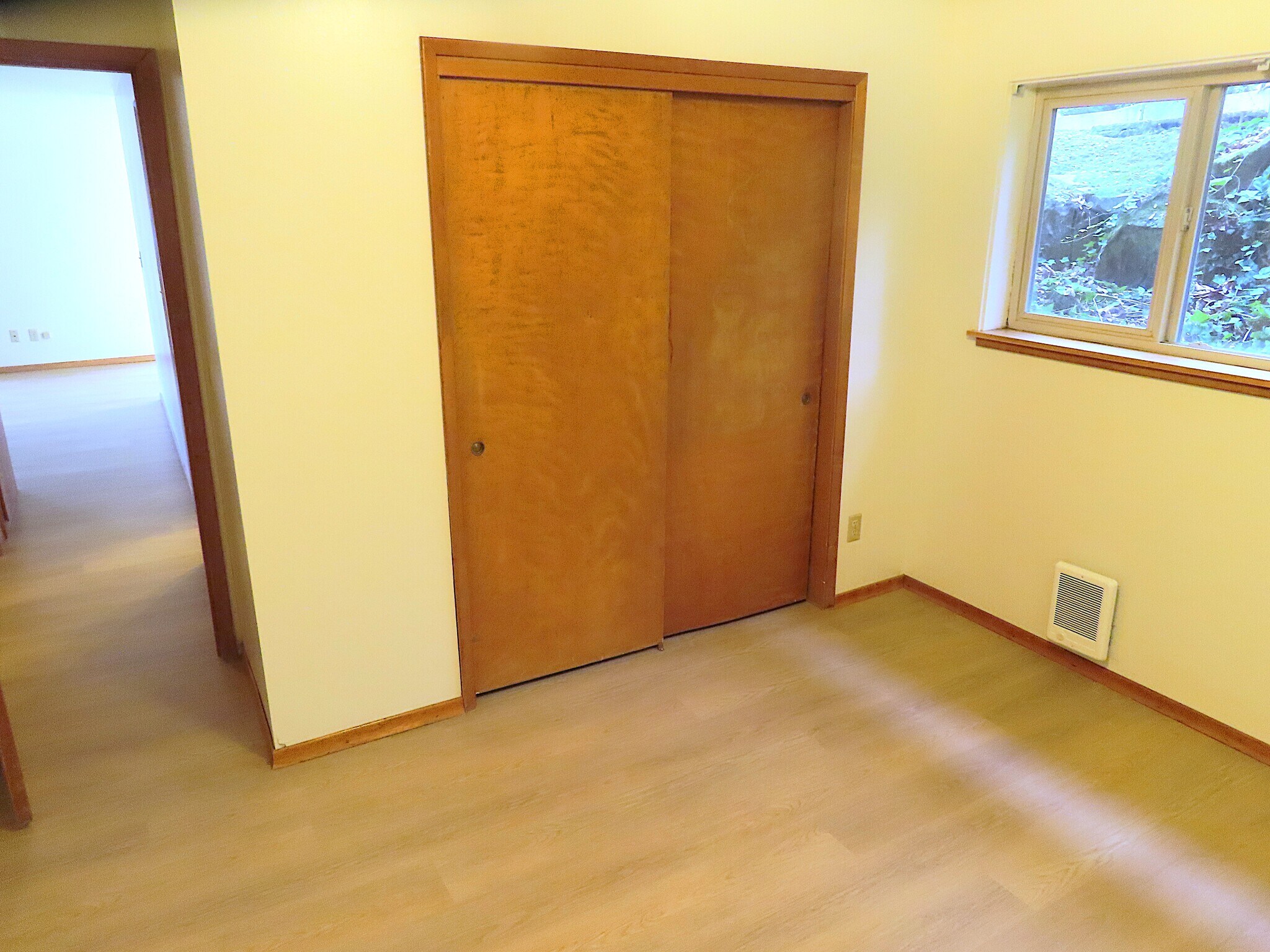 Building Photo - 5220 Sand Point Way NE