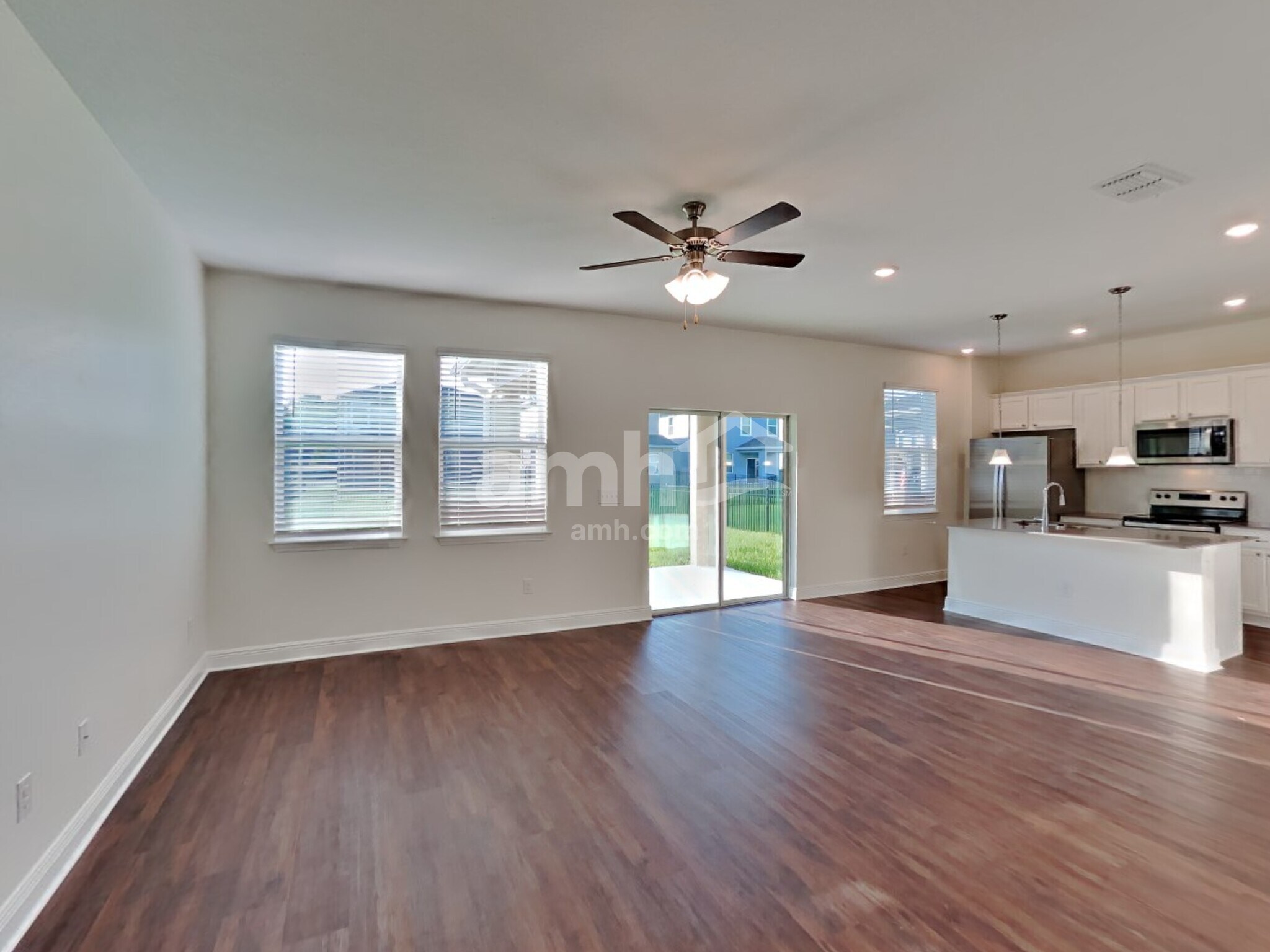 Building Photo - 22500 Bellini Cir