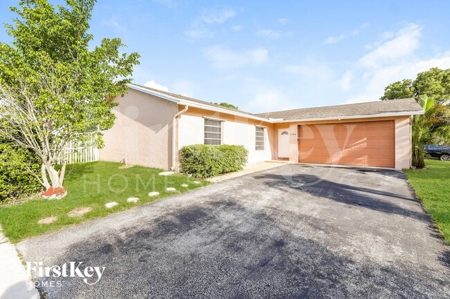 Building Photo - 2366 NW 110th Terrace