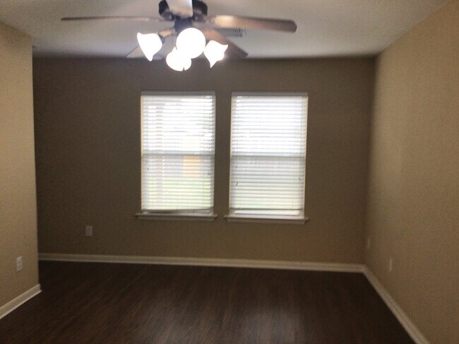 Building Photo - 1022 Yorkshire Hollow Ln