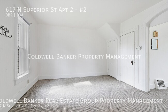 Building Photo - 617 N Superior St