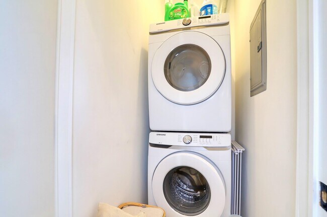 Building Photo - 1507 West St