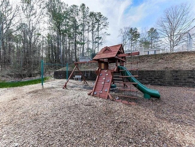 Building Photo - 1400 Boxwood Trce NW