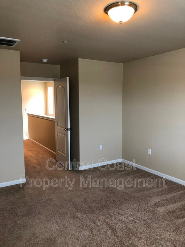 Building Photo - 16330 E Garrison Dr