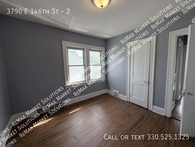 Building Photo - 3790 E 146th St