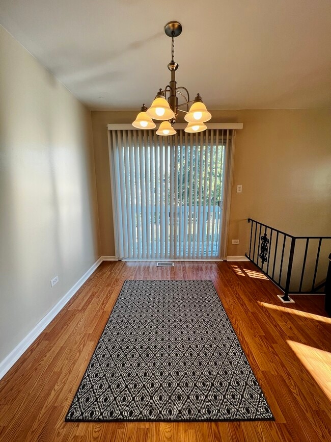 Building Photo - 2077 N Ginger Creek Cir