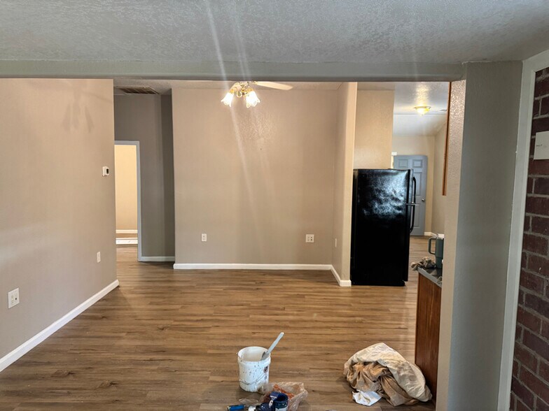 Building Photo - 4513 Massey Rd