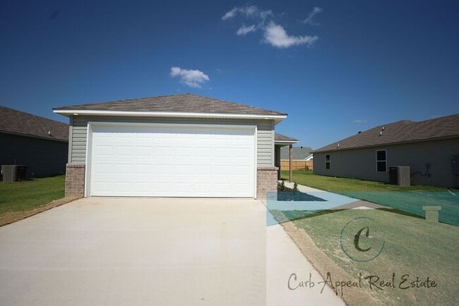 Building Photo - Move in special $900!! Recent construction in Jonesboro - beautiful 3 bed / 2 bath home - Valley ...
