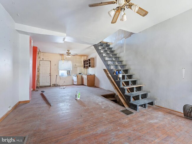 Building Photo - 1351 S 31st St