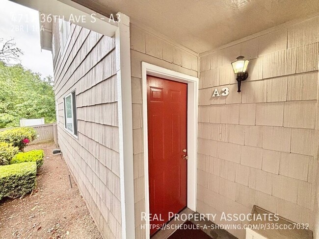 Building Photo - 4717 36th Ave S