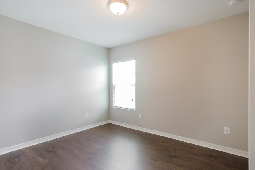 Building Photo - 306 Ashby Lndg Wy