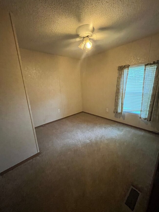 Building Photo - Sherwood Rental