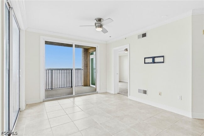 Building Photo - 2825 Palm Beach Blvd