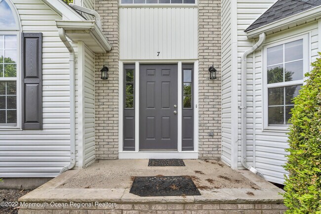 Building Photo - 7 Alpine Trail