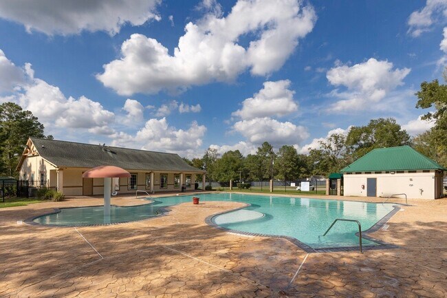 Building Photo - 18655 Limber Pines Dr